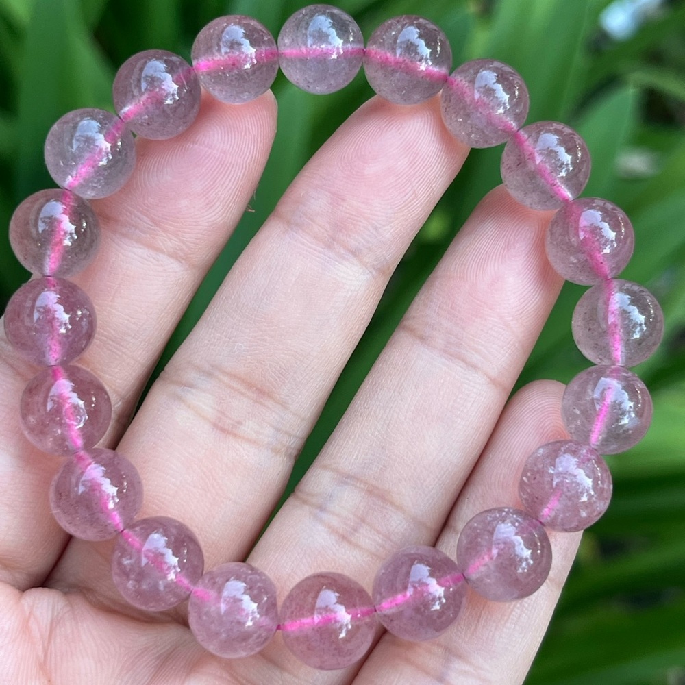10mm stretchable‎ pink strawberry quartz bracelet